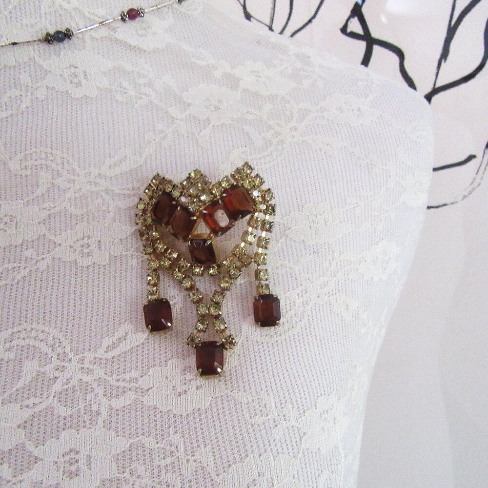Vintage topaz yellow & clear rhinestone regency brooch - November birthstone